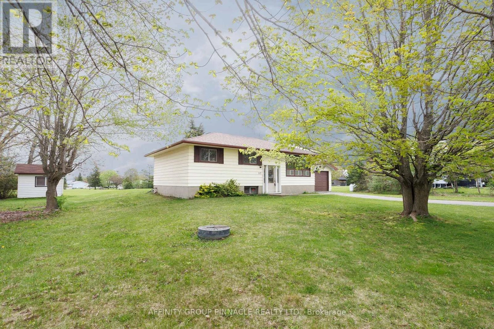 117 Anderson Drive, Kawartha Lakes, Ontario  K0M 1G0 - Photo 2 - X12315132