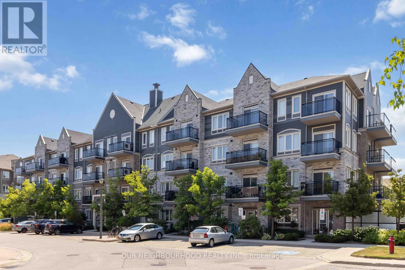 201 - 3075 Thomas Street, Mississauga, Ontario  L5M 0L4 - Photo 1 - W12316244