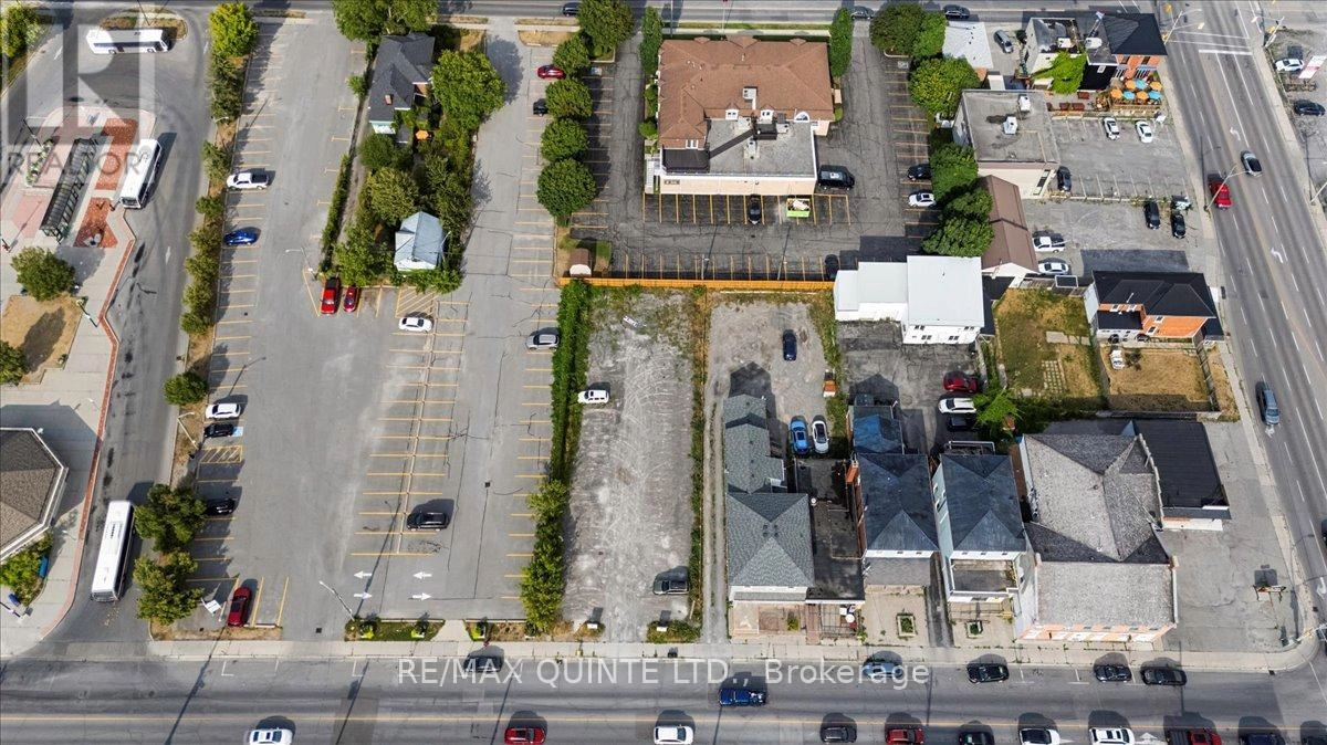 155 Pinnacle Street, Belleville, Ontario  K8N 3A5 - Photo 2 - X12316426