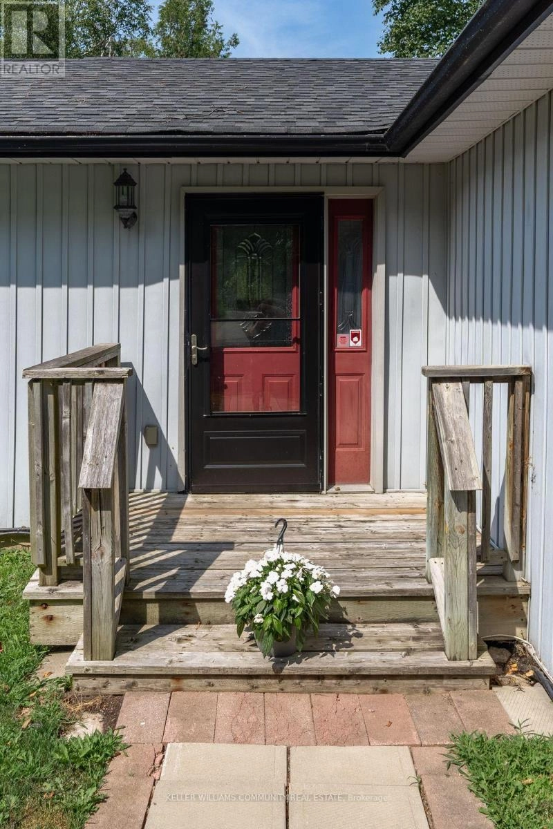 97 Kenedon Drive, Kawartha Lakes, Ontario  K0L 2W0 - Photo 3 - X12316322