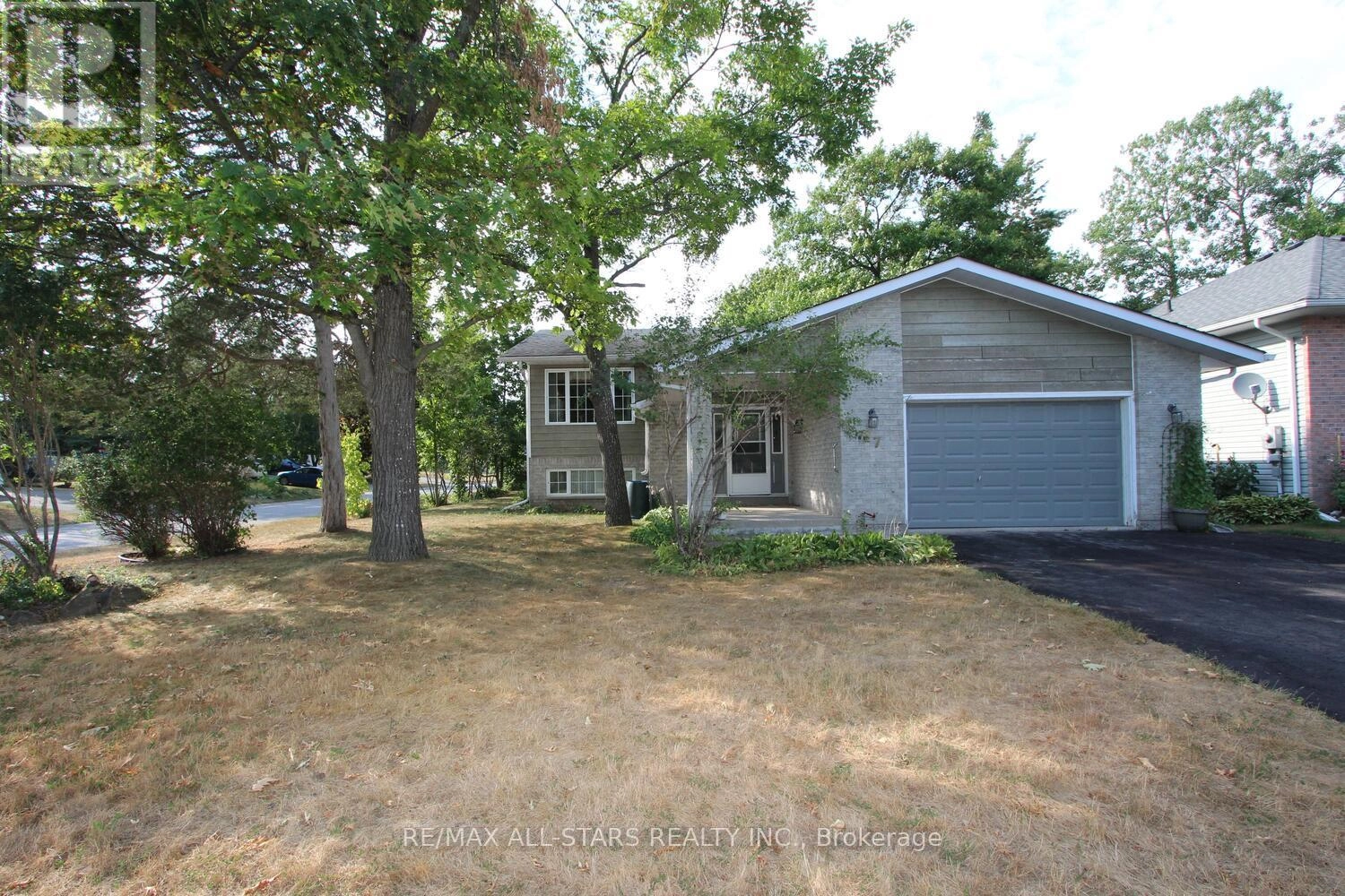 47 Cedartree Lane, Kawartha Lakes, Ontario  K0M 1A0 - Photo 2 - X12316826