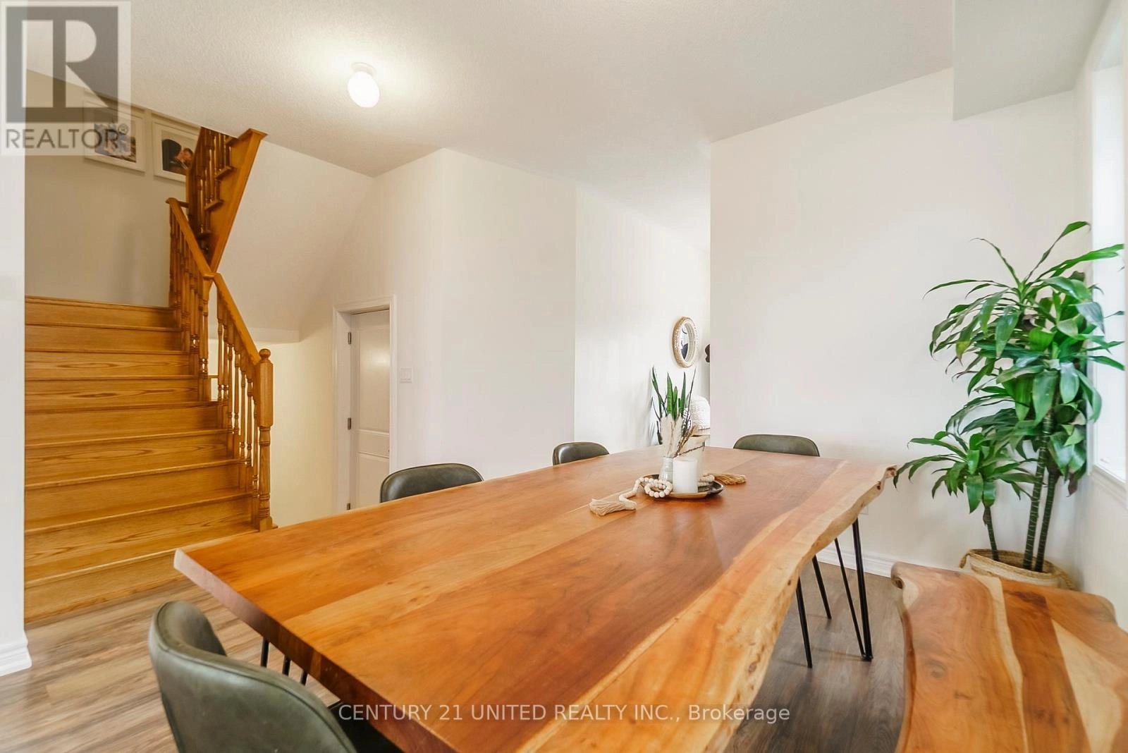 23 Veterans Road, Otonabee-South Monaghan, Ontario K9J 0K2 - Photo 9 - X12316979