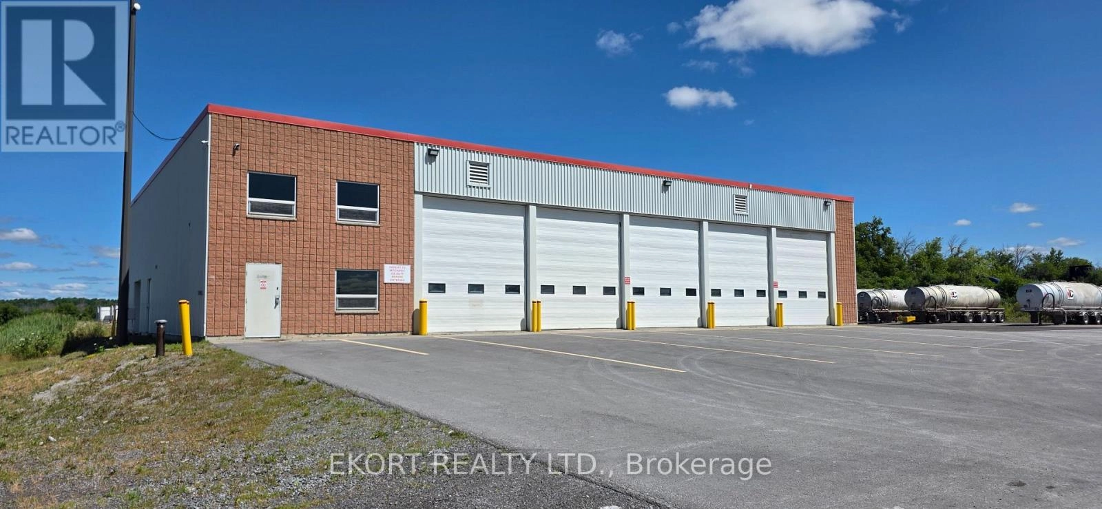 77 Bellevue Drive, Quinte West, Ontario  K8N 4Z5 - Photo 1 - X12316984