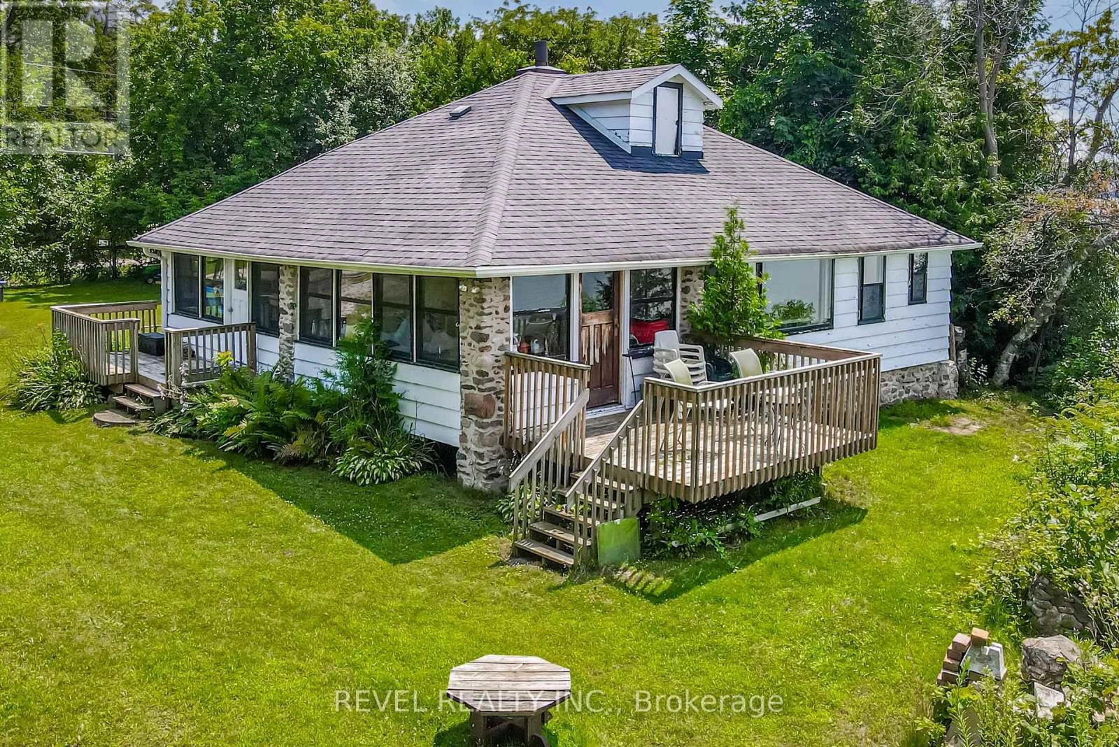 8 Johnstone Lane, Scugog, Ontario  L0B 1L0 - Photo 2 - E12317432