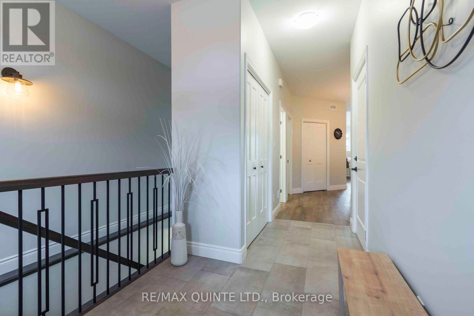 94 Raycroft Drive, Belleville, Ontario  K8N 0R4 - Photo 3 - X12318207