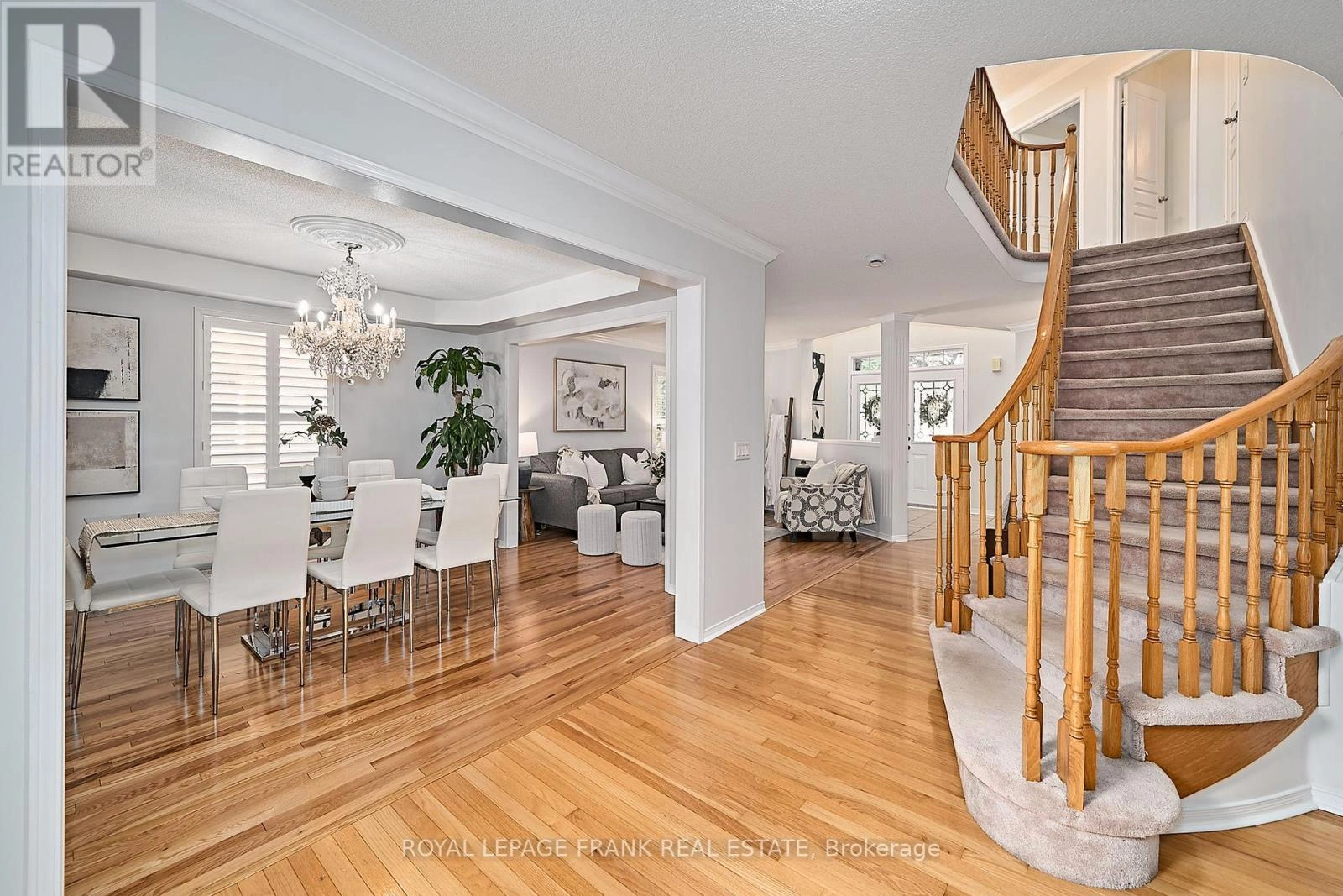 54 Gartshore Drive, Whitby, Ontario L1P 1N6 - Photo 12 - E12318304