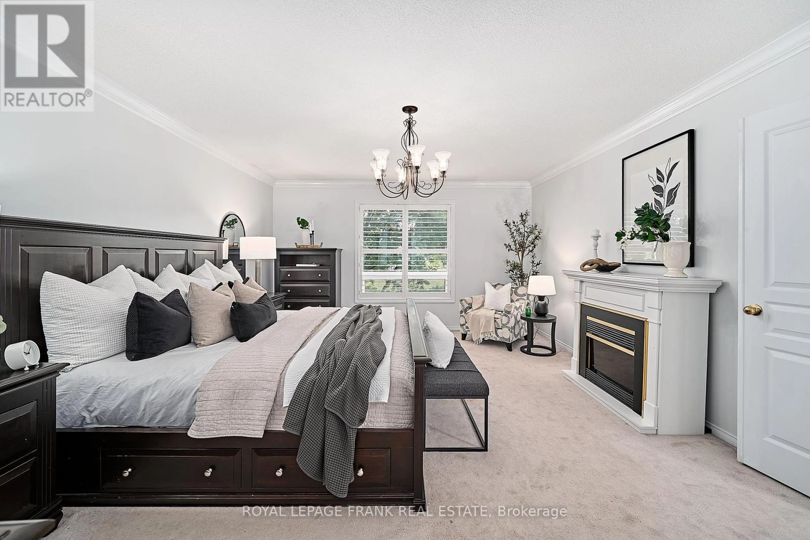 54 Gartshore Drive, Whitby, Ontario L1P 1N6 - Photo 24 - E12318304