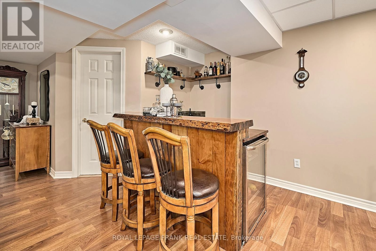 54 Gartshore Drive, Whitby, Ontario L1P 1N6 - Photo 32 - E12318304