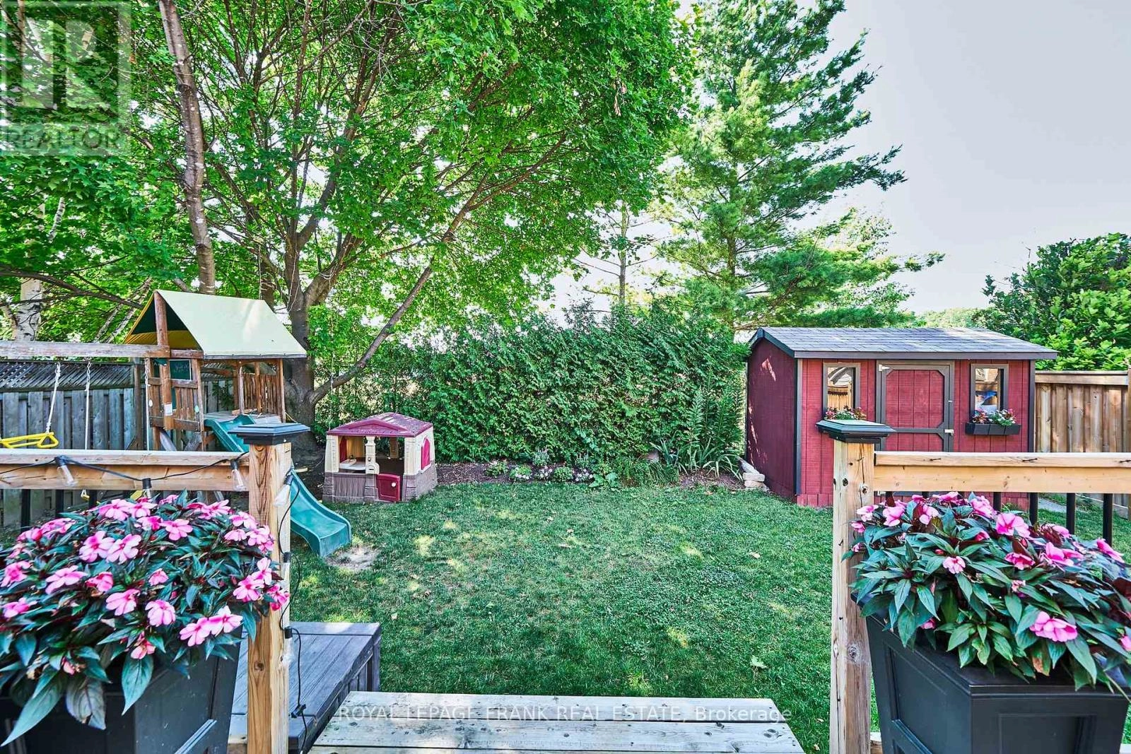 54 Gartshore Drive, Whitby, Ontario L1P 1N6 - Photo 42 - E12318304