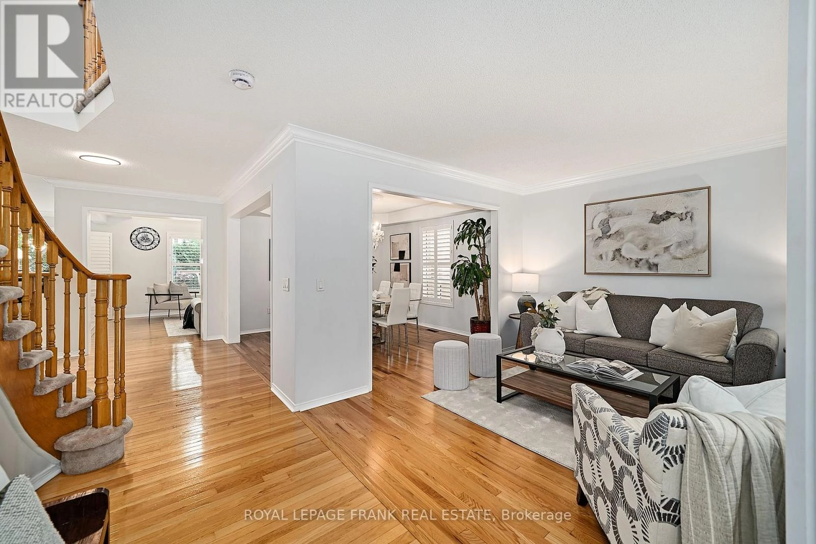 54 Gartshore Drive, Whitby, Ontario L1P 1N6 - Photo 6 - E12318304