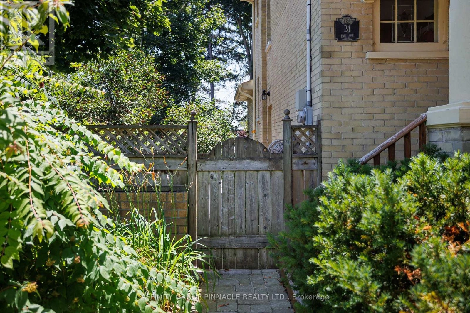 31 Fair Avenue, Kawartha Lakes, Ontario  K9V 3P2 - Photo 3 - X12319802