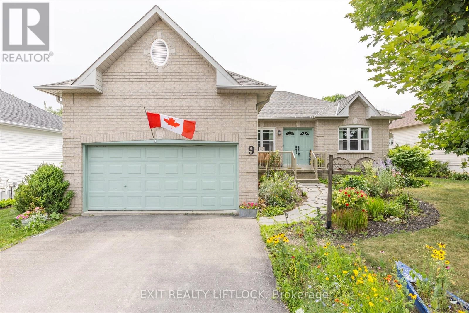 9 Brookside Street, Cavan Monaghan, Ontario  L0A 1G0 - Photo 1 - X12320187