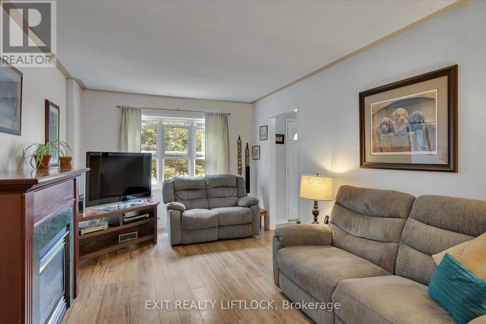9 Brookside Street, Cavan Monaghan, Ontario  L0A 1G0 - Photo 3 - X12320187