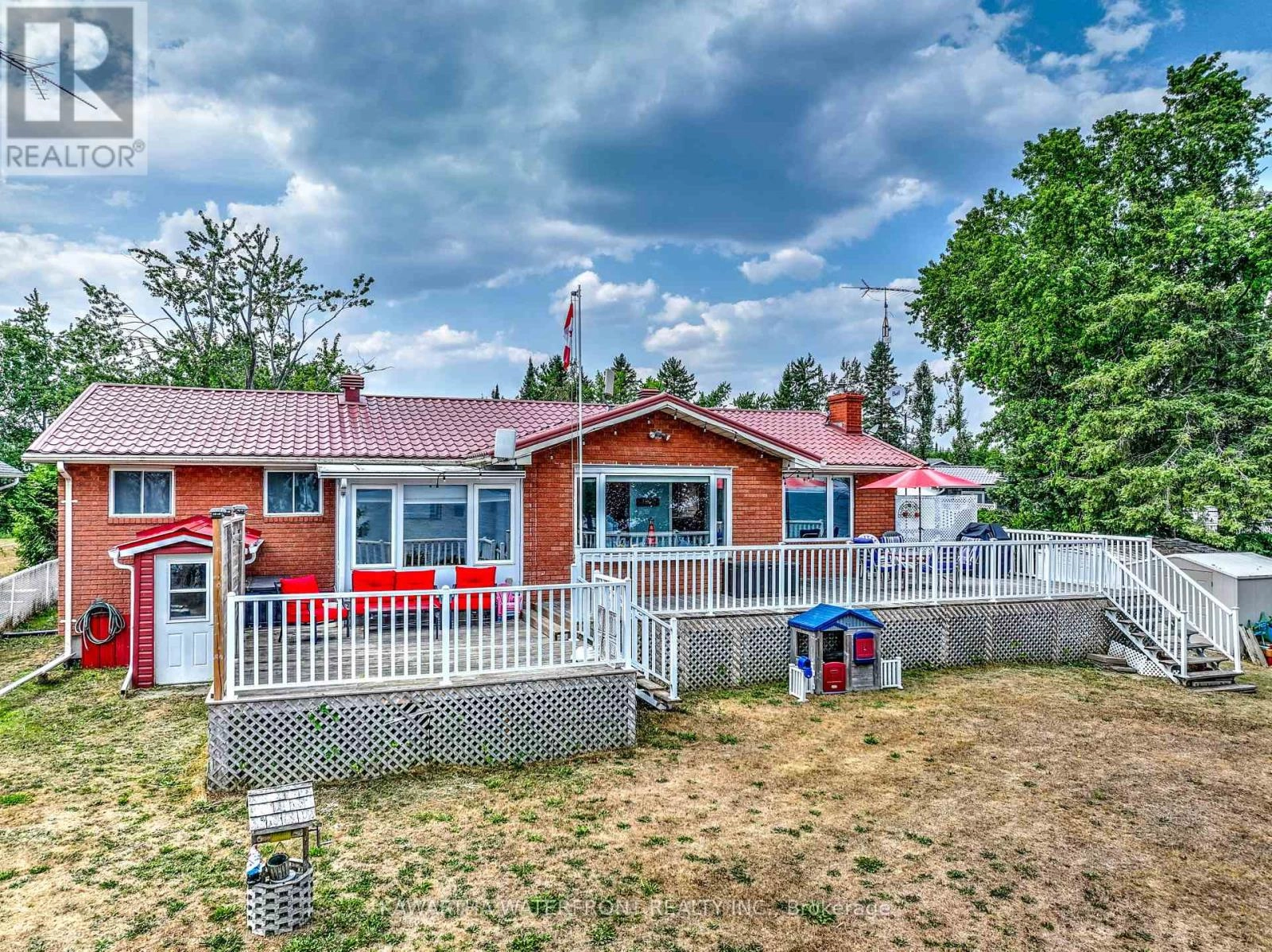 14 Bexley Place, Kawartha Lakes, Ontario  K0M 2B0 - Photo 1 - X12320218
