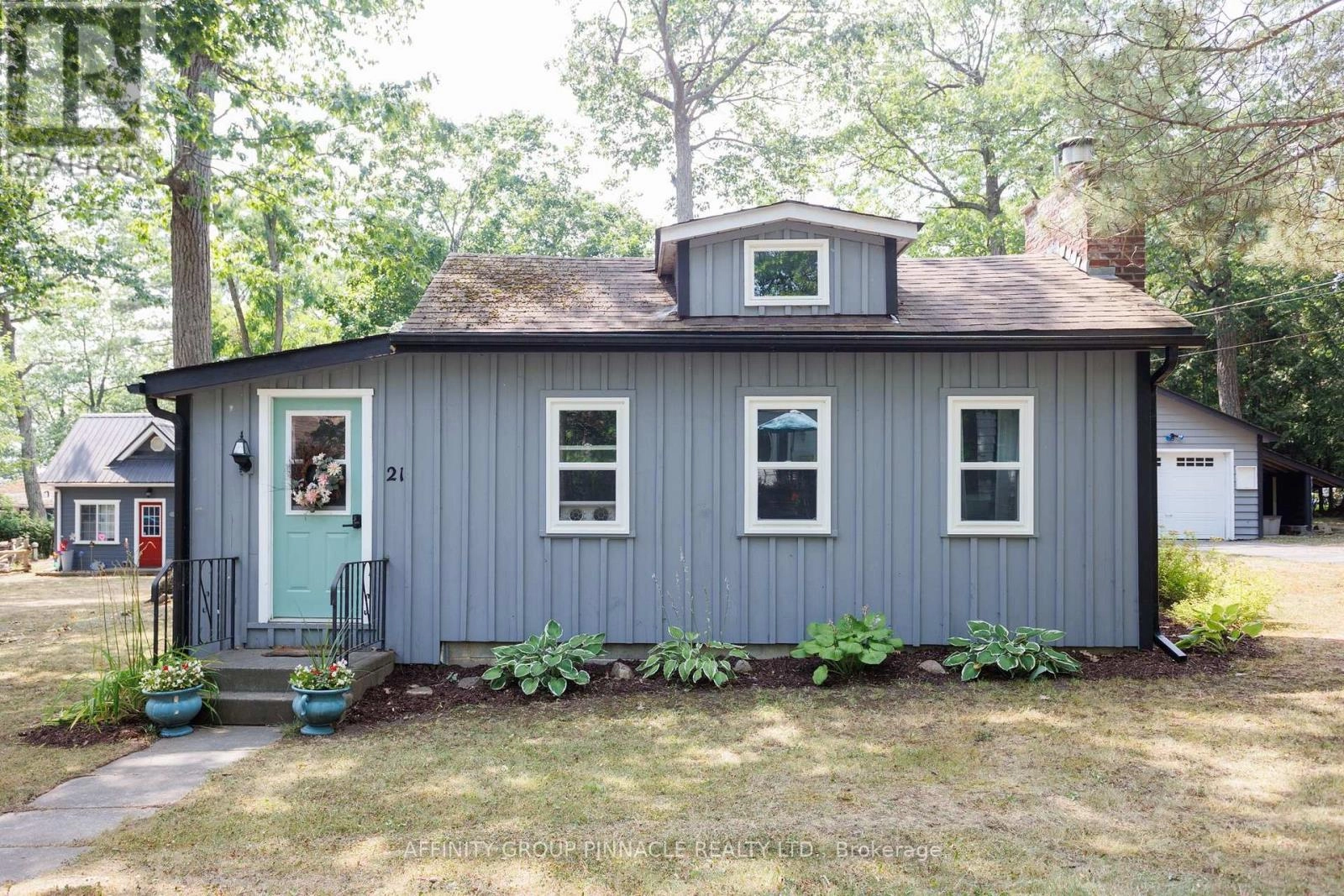 21 4th Street, Kawartha Lakes, Ontario  K0M 1N0 - Photo 3 - X12320450
