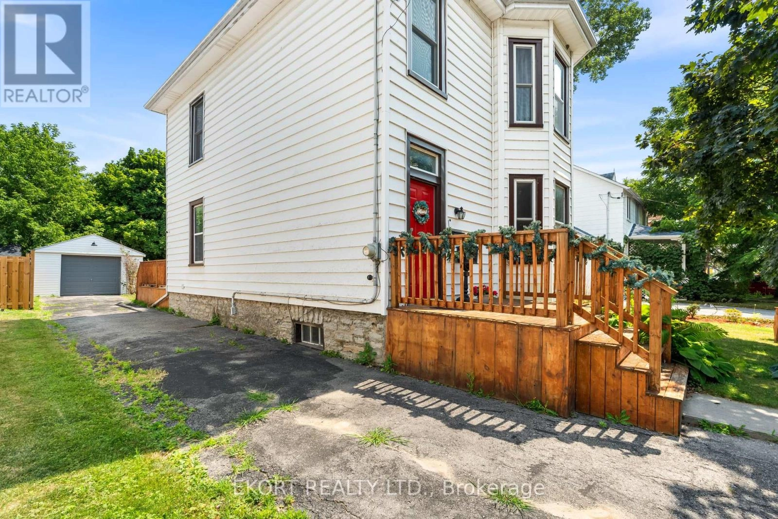 133 Foster Avenue, Belleville, Ontario  K8N 3P8 - Photo 1 - X12320855