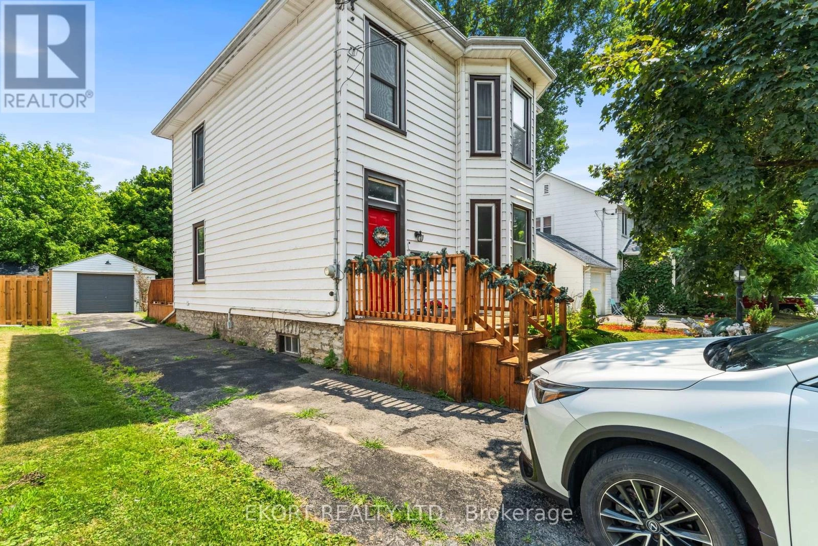 133 Foster Avenue, Belleville, Ontario  K8N 3P8 - Photo 2 - X12320855
