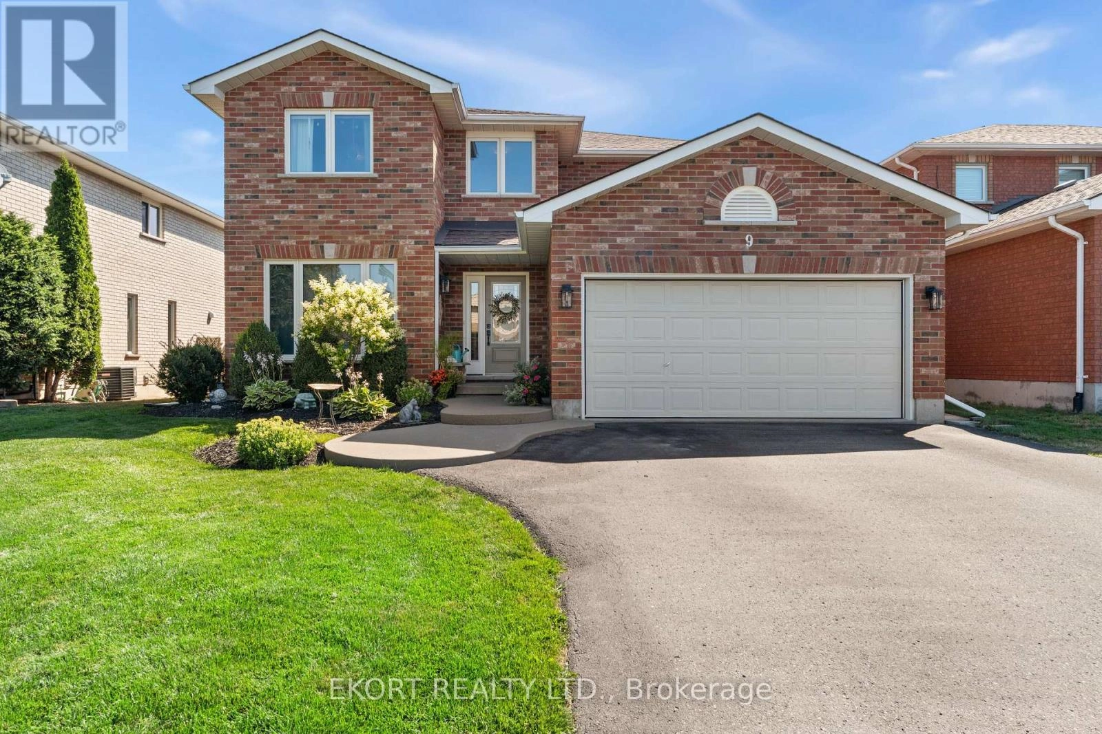 9 Huron Lane, Belleville, Ontario  K8N 5Y5 - Photo 2 - X12321843