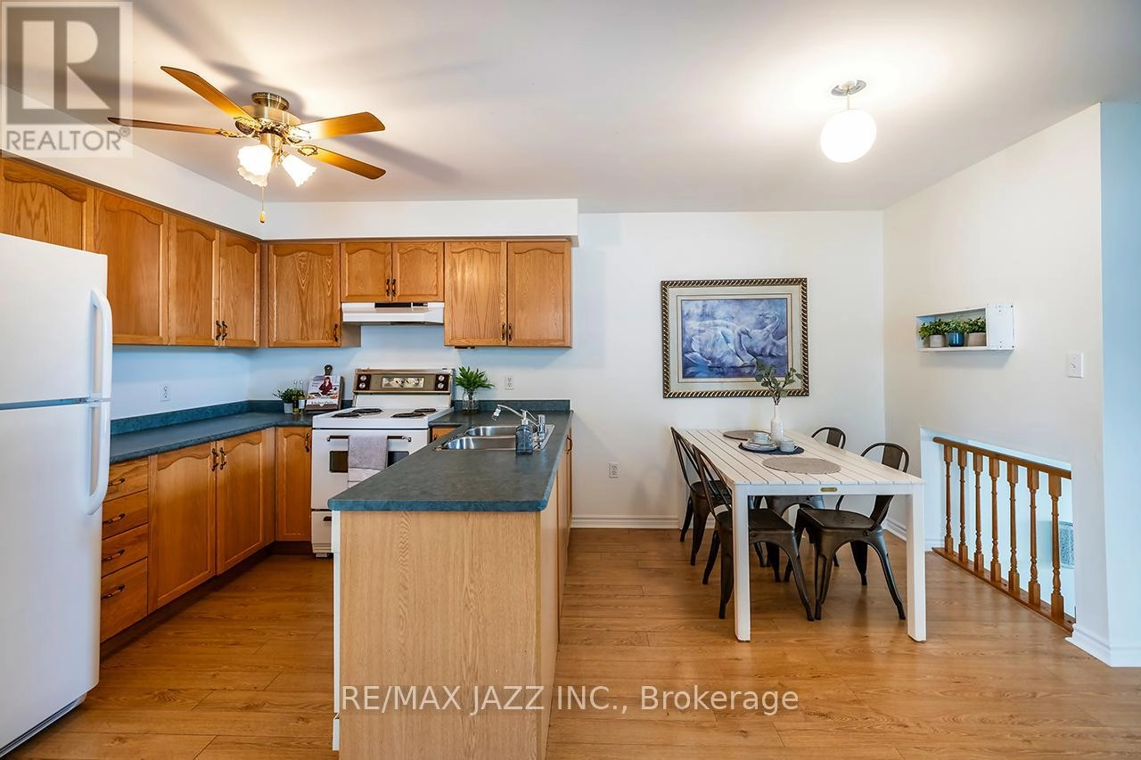 851 Grandview Street N, Oshawa, Ontario L1K 2E2 - Photo 14 - E12321917