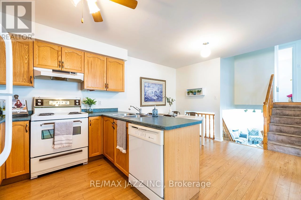 851 Grandview Street N, Oshawa, Ontario L1K 2E2 - Photo 20 - E12321917