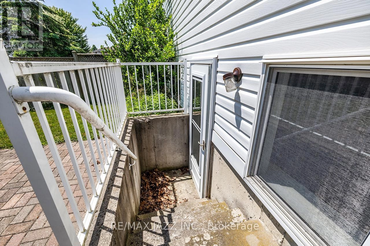 851 Grandview Street N, Oshawa, Ontario L1K 2E2 - Photo 36 - E12321917