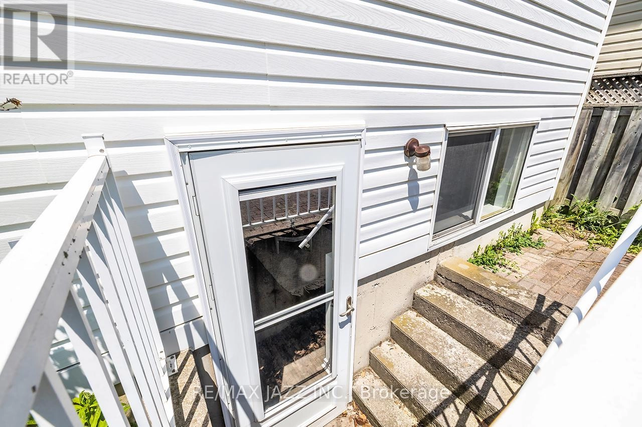 851 Grandview Street N, Oshawa, Ontario L1K 2E2 - Photo 37 - E12321917