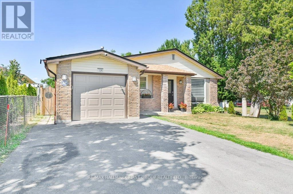 124 Glendale Road, Belleville, Ontario  K8P 4H6 - Photo 2 - X12322177