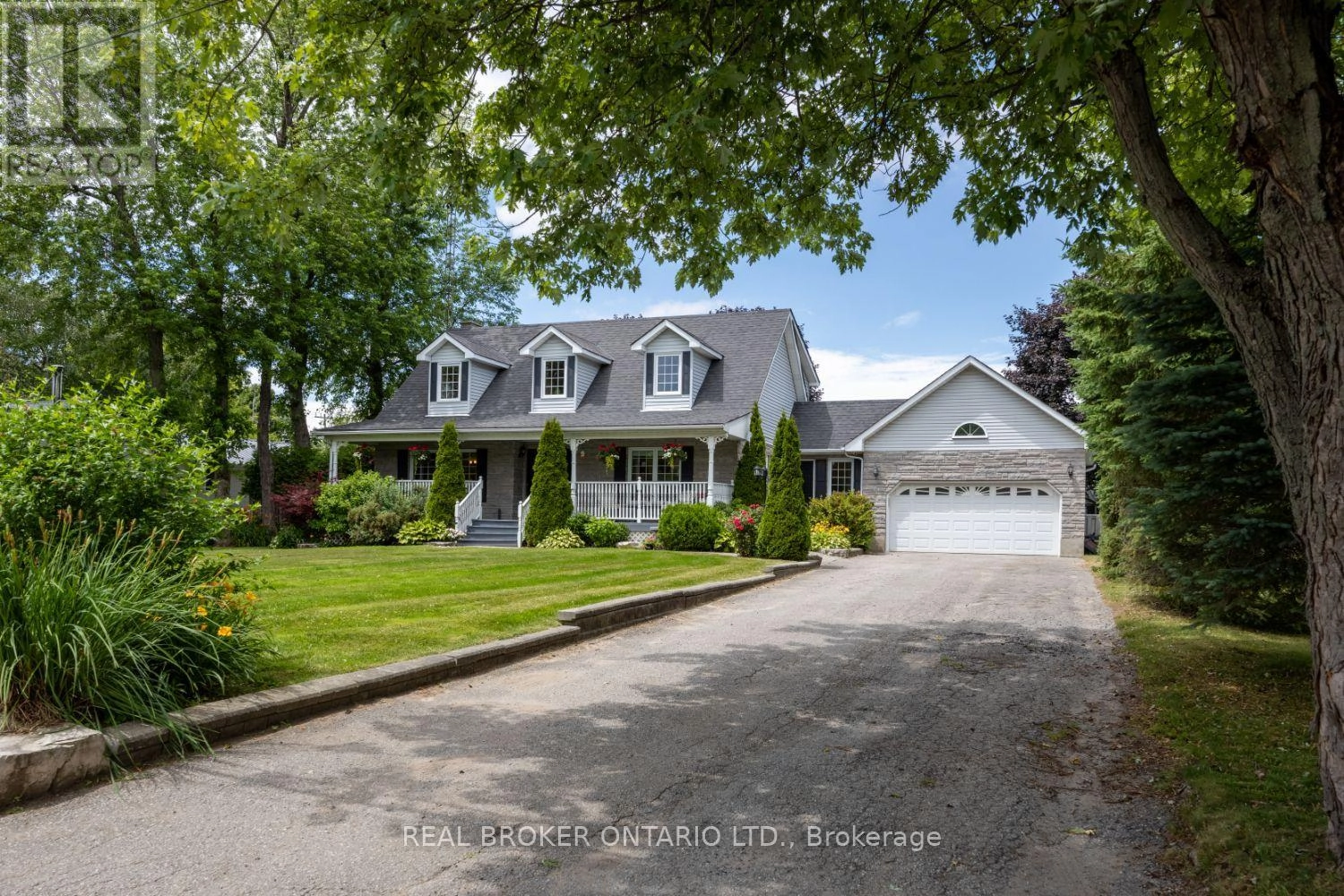 10 Brownsville Court, Clarington, Ontario  L1B 0L6 - Photo 3 - E12316835