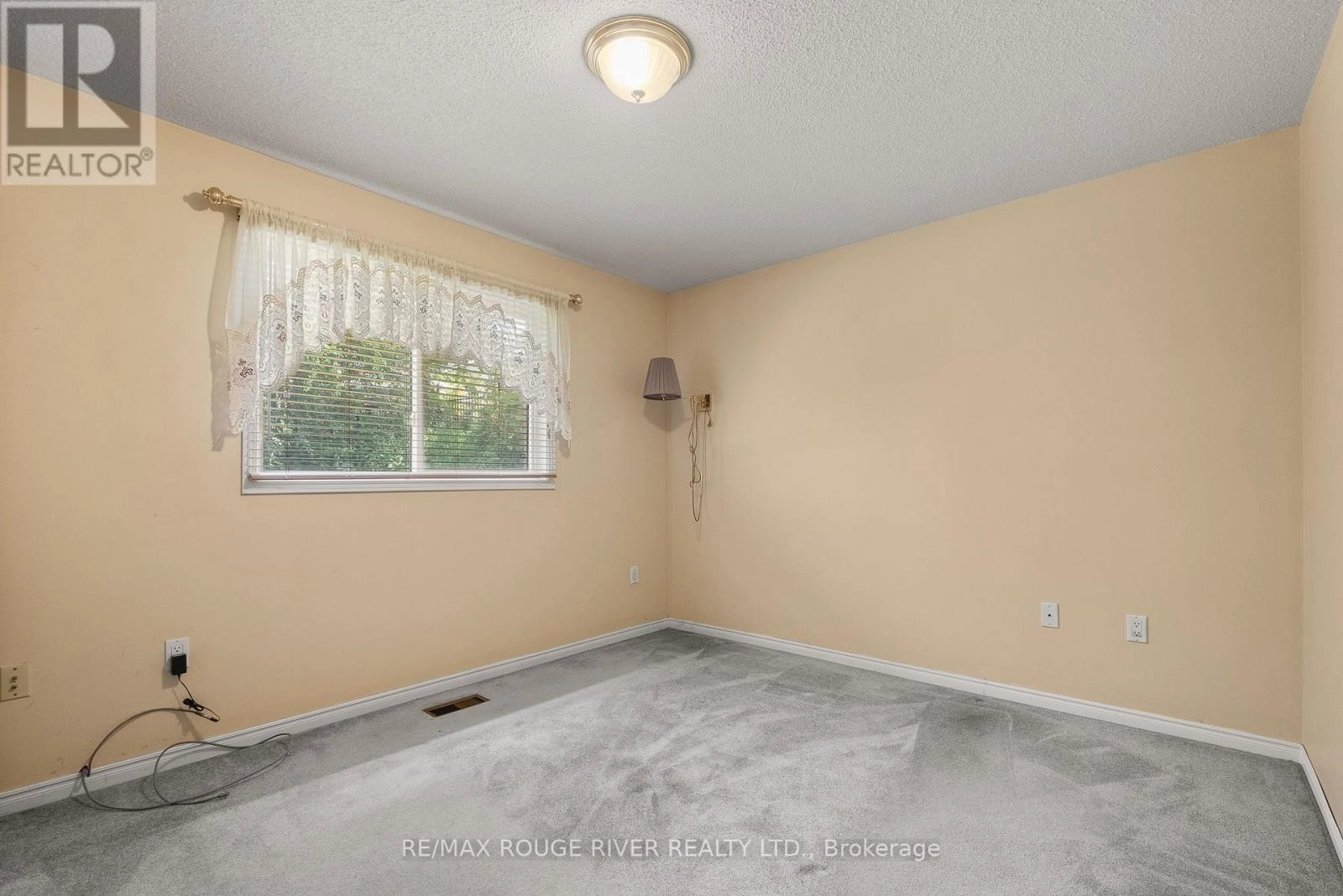 5454 Lakeshore Drive, Hamilton Township, Ontario K0K 2H0 - Photo 15 - X12141115