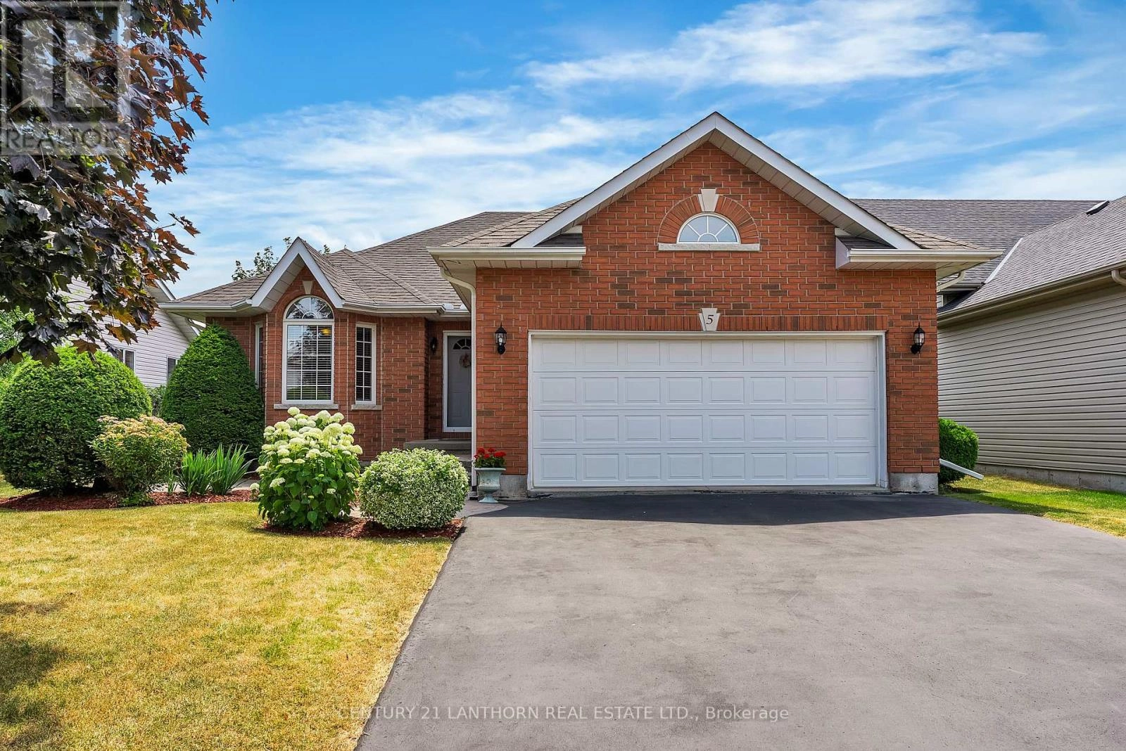 5 Finch Drive, Belleville, Ontario  K8P 5N4 - Photo 1 - X12323687