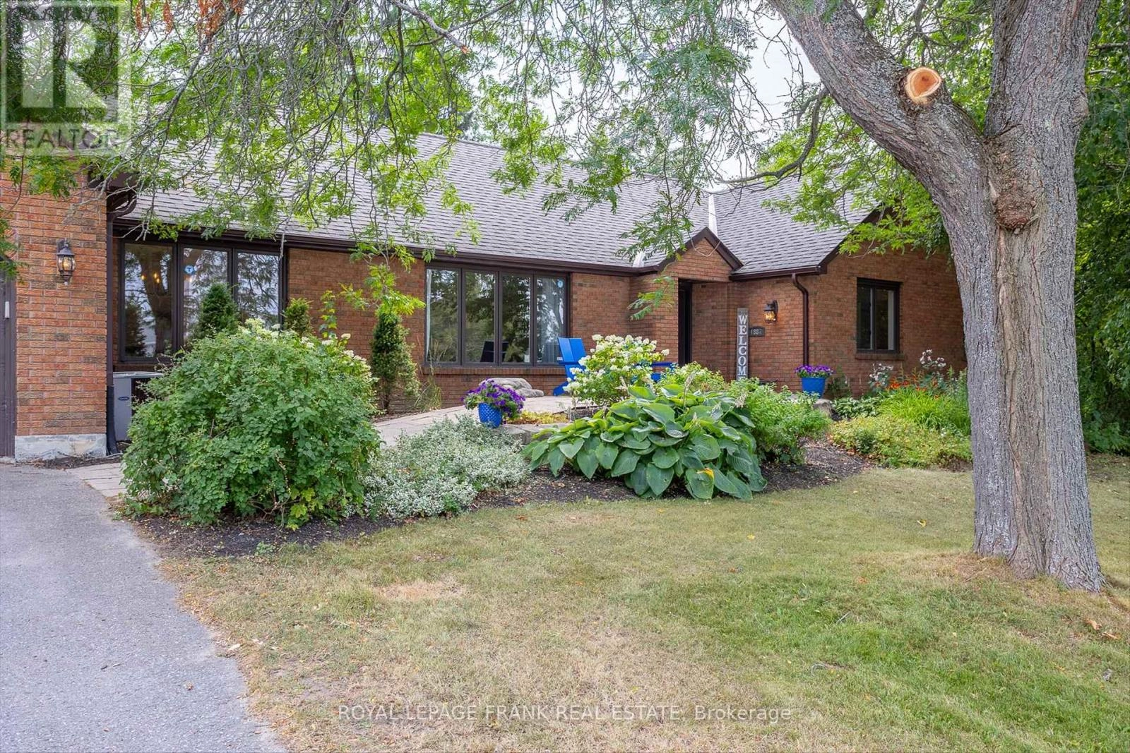 1887 Campbell Avenue, Cavan Monaghan, Ontario  K9J 0E5 - Photo 1 - X12324081