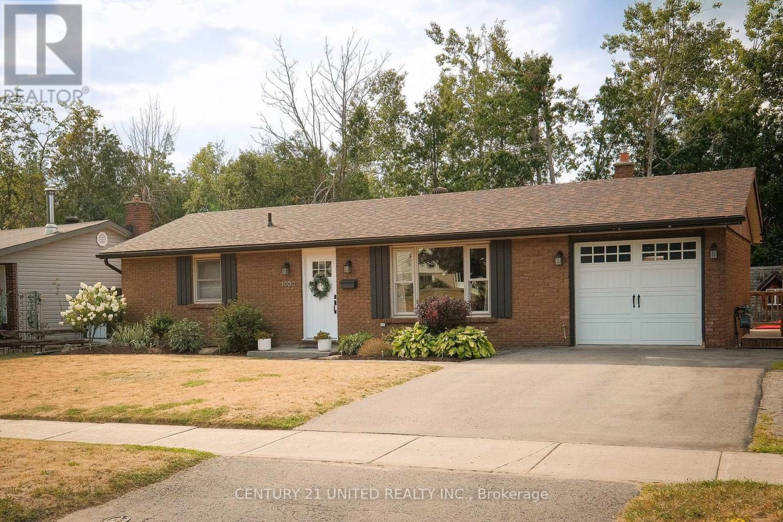 1600 Redwood Drive, Peterborough West, Ontario  K9K 1B4 - Photo 1 - X12324138