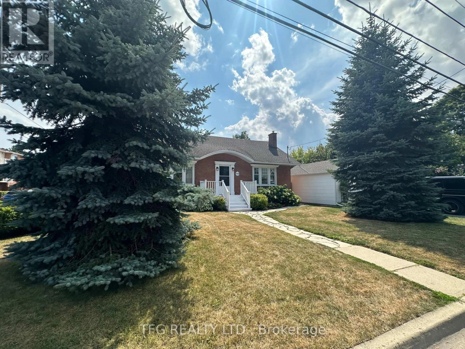 103 Wellington Street, Clarington, Ontario  L1G 1V8 - Photo 1 - E12324423