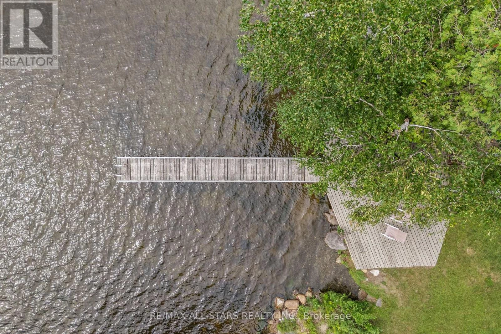41 Fells Bay Road, Kawartha Lakes, Ontario  K0M 1N0 - Photo 2 - X12323778