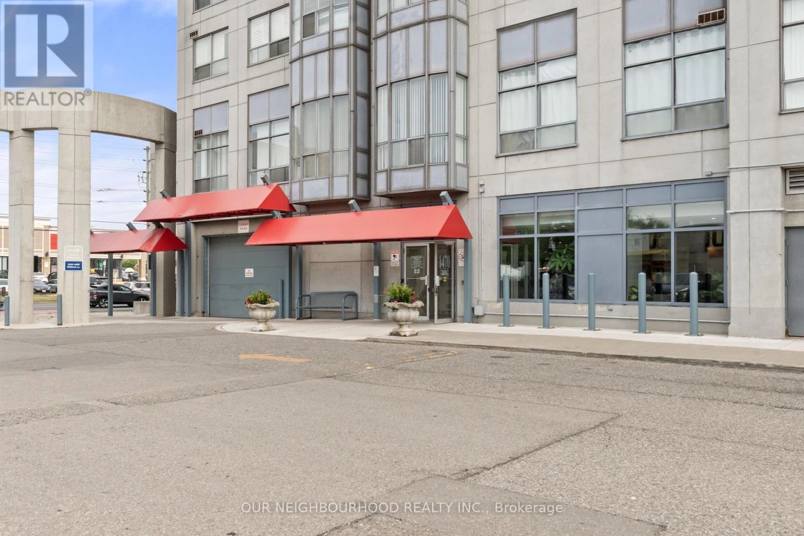 2305 - 1470 Midland Avenue, Toronto, Ontario  M1P 4Z4 - Photo 3 - E12325292