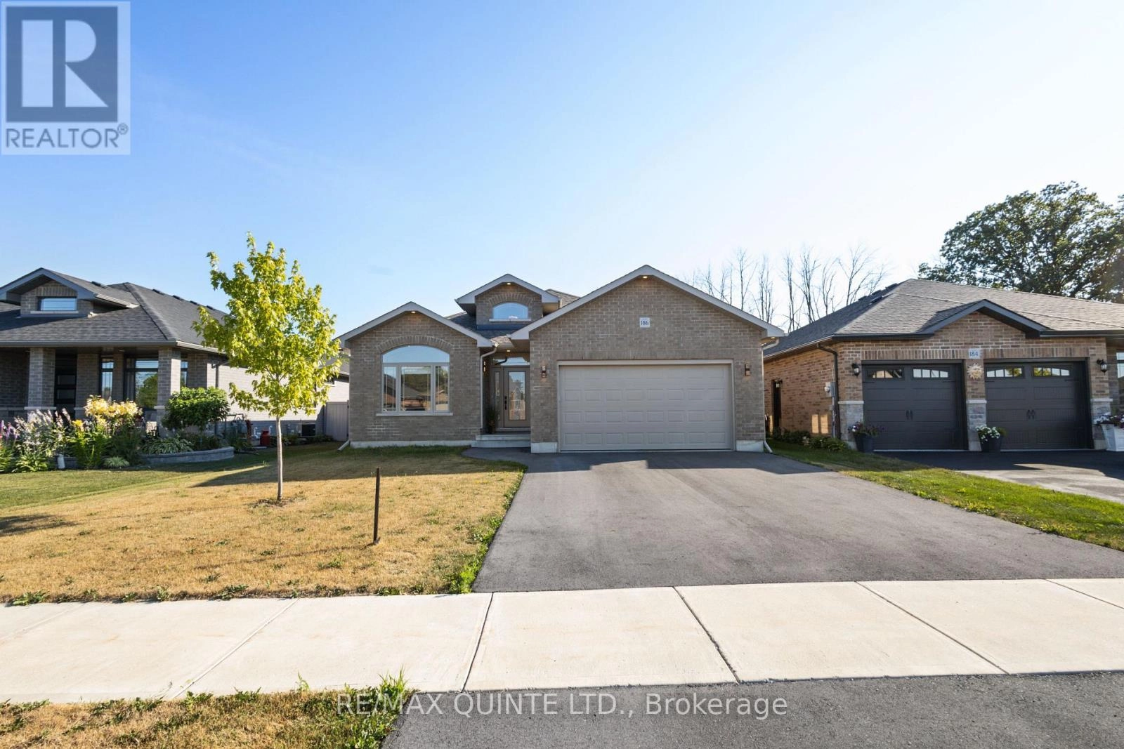 186 Cherrywood Parkway, Greater Napanee, Ontario  K7R 0E2 - Photo 2 - X12325221