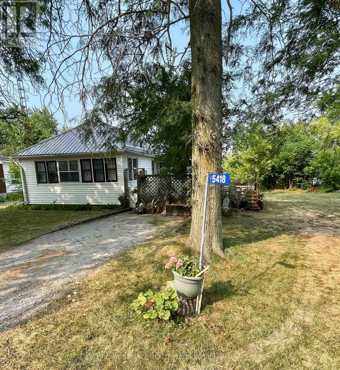 5418 Lakeshore Drive, Hamilton Township, Ontario  K0K 2H0 - Photo 1 - X12325611
