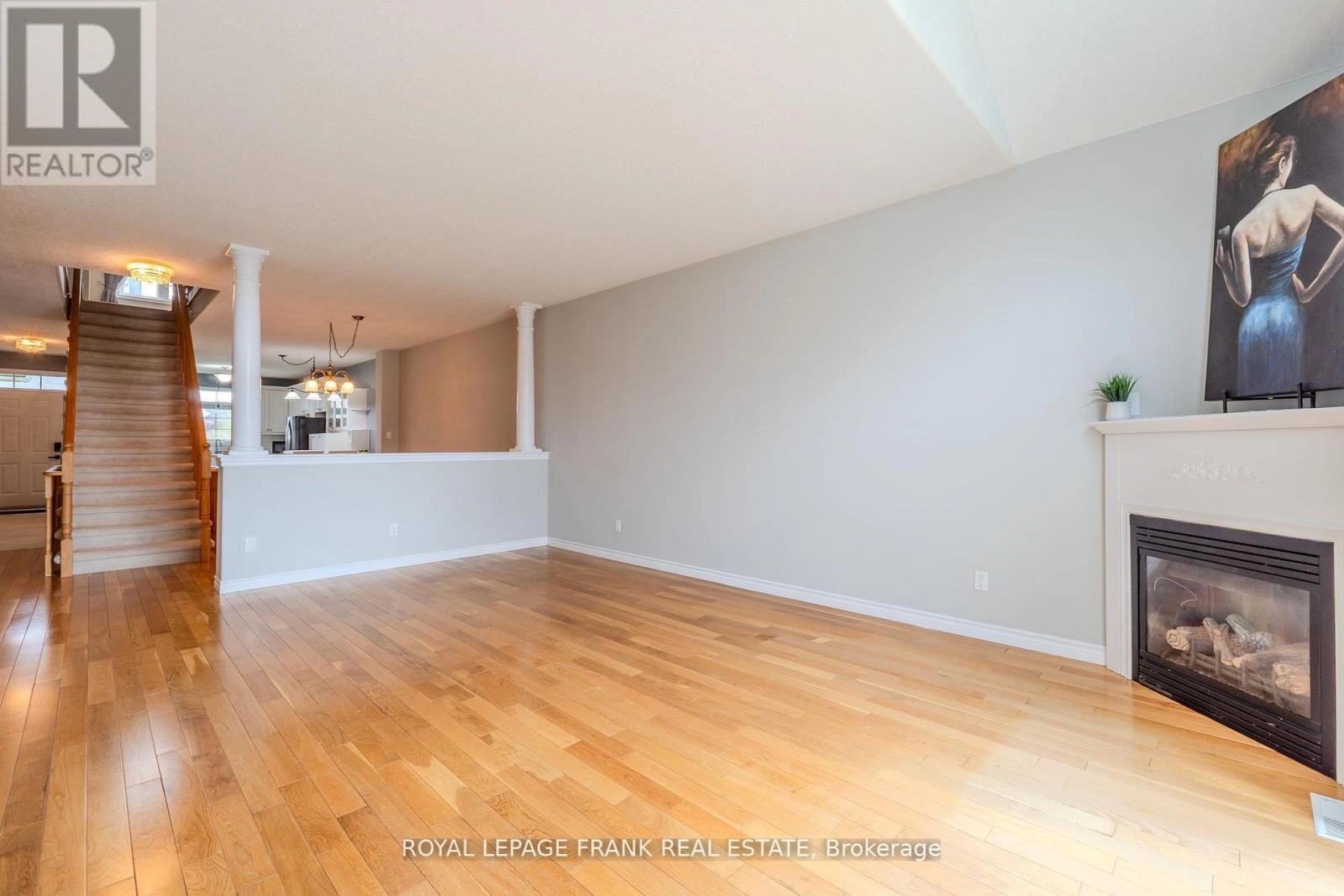 16 - 9 Eglington Street, Kawartha Lakes, Ontario  K9V 6K6 - Photo 2 - X12325799