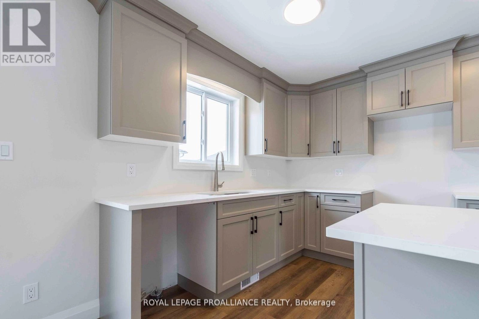 74 Stirling Crescent, Prince Edward County, Ontario K0K 2T0 - Photo 9 - X12325973