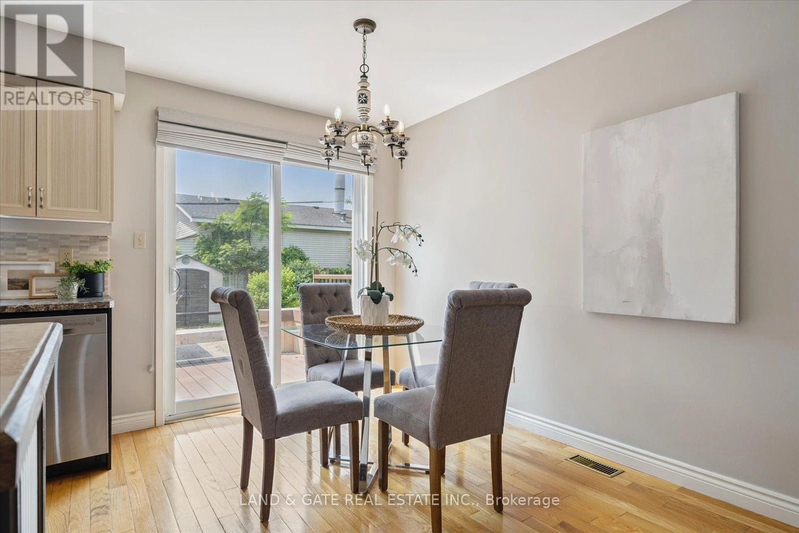 148 Pine Street, Whitby, Ontario L1N 3X2 - Photo 20 - E12325425