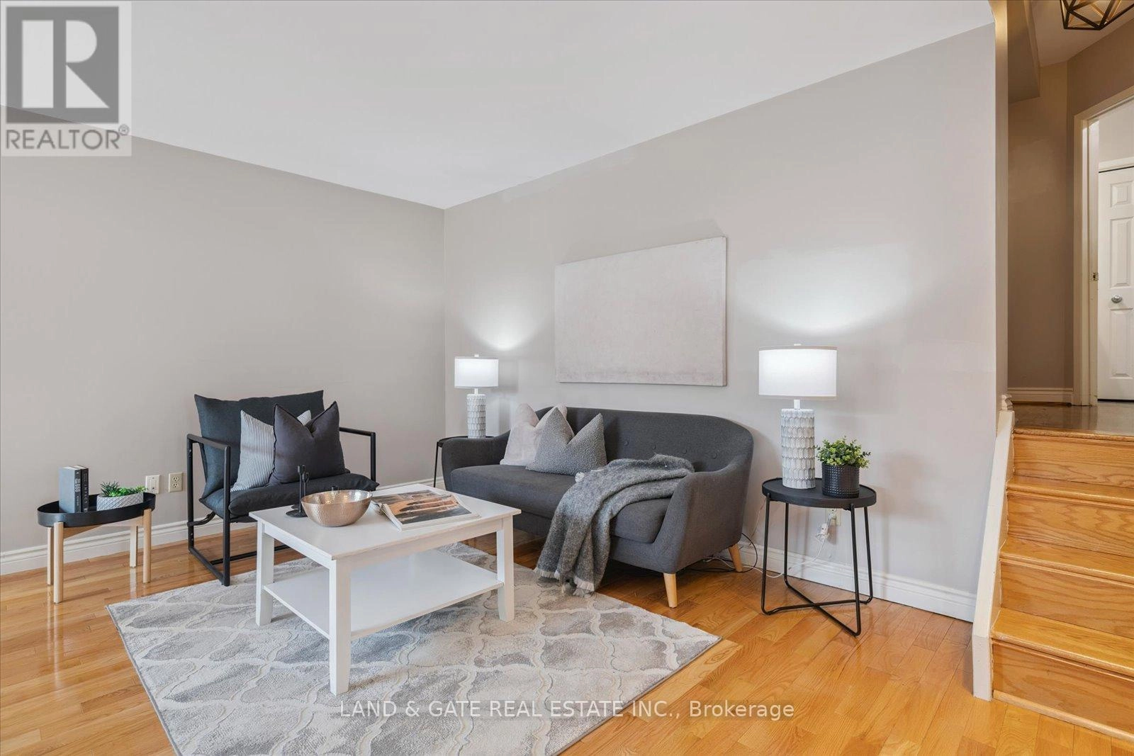 148 Pine Street, Whitby, Ontario L1N 3X2 - Photo 13 - E12325425