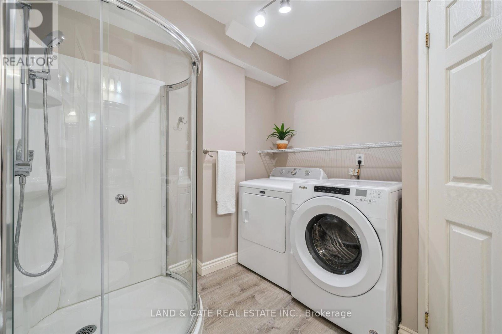 148 Pine Street, Whitby, Ontario L1N 3X2 - Photo 35 - E12325425