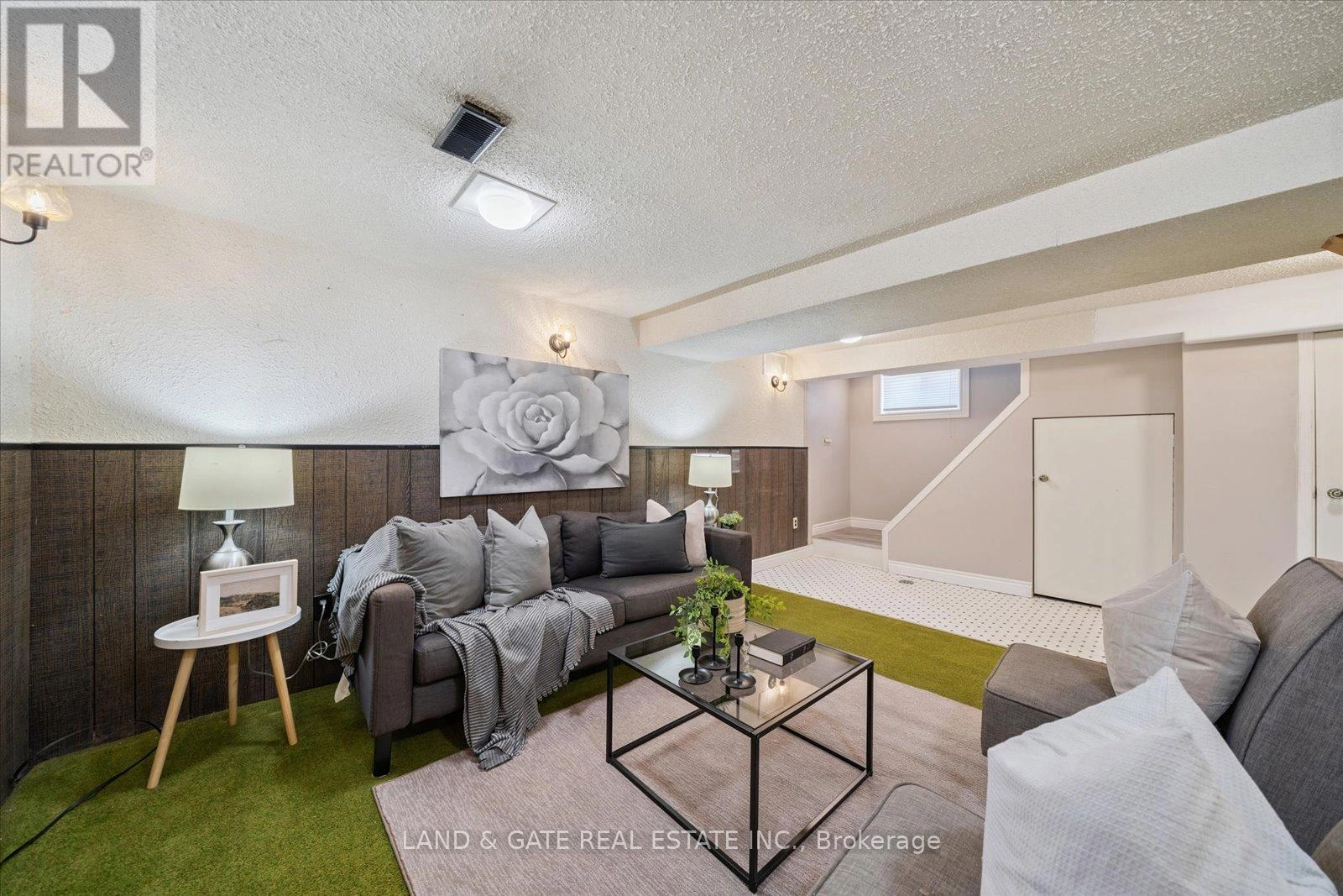 148 Pine Street, Whitby, Ontario L1N 3X2 - Photo 37 - E12325425