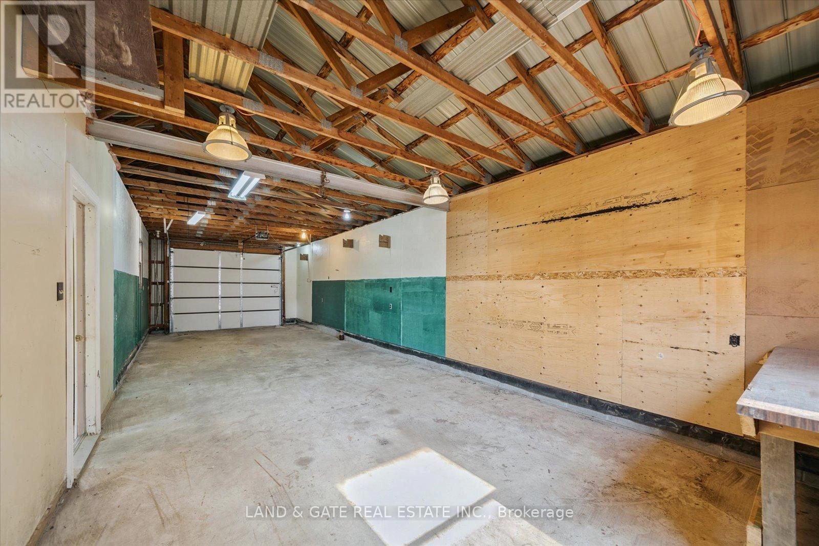 148 Pine Street, Whitby, Ontario L1N 3X2 - Photo 41 - E12325425