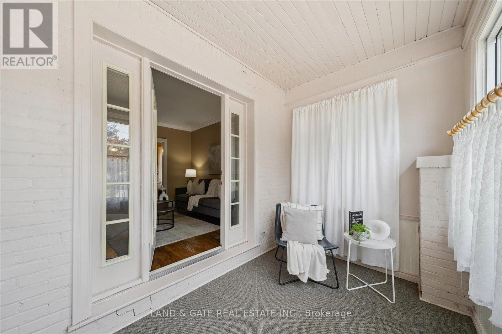 148 Pine Street, Whitby, Ontario L1N 3X2 - Photo 5 - E12325425