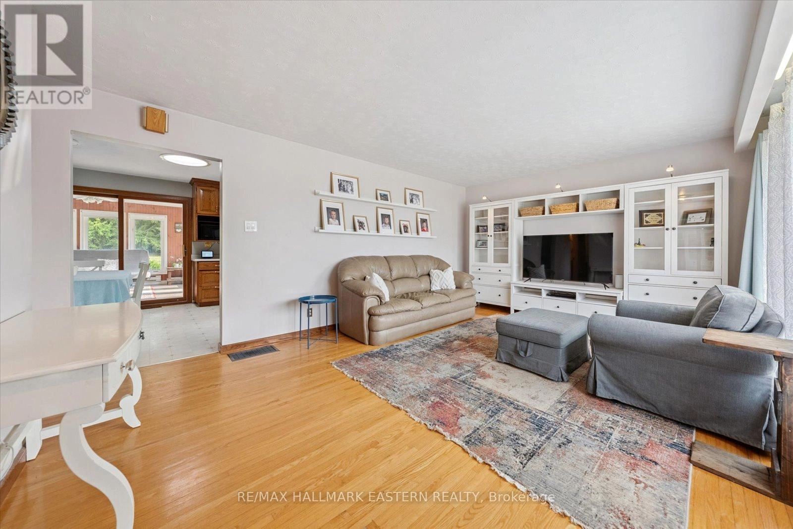 971 Jopling Drive, Selwyn, Ontario K0L 1H0 - Photo 5 - X12326974