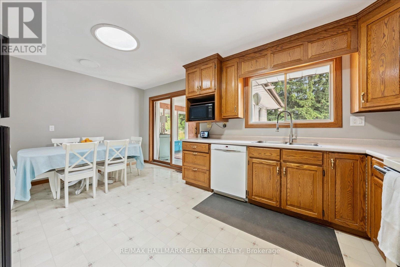 971 Jopling Drive, Selwyn, Ontario K0L 1H0 - Photo 7 - X12326974