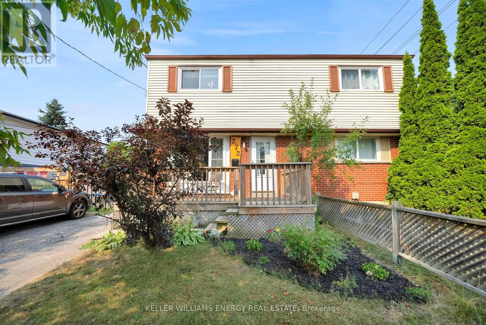 272 Durham Court, Oshawa, Ontario  L1J 5R4 - Photo 1 - E12327155