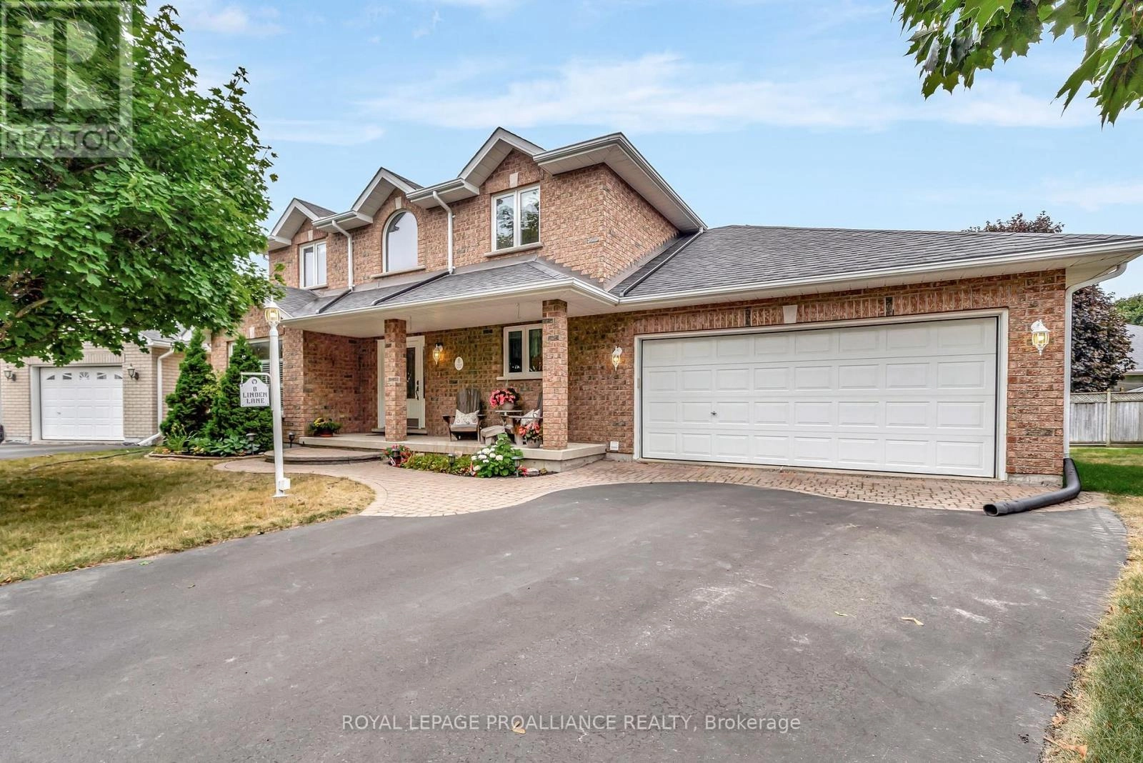 8 Linden Lane, Belleville, Ontario  K8N 5W9 - Photo 2 - X12327272