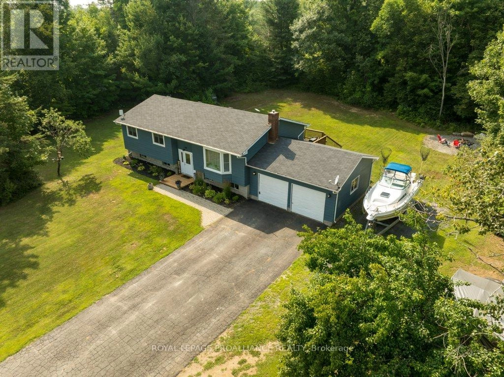 47 Denison Drive, Addington Highlands, Ontario  K0H 2G0 - Photo 1 - X12326009